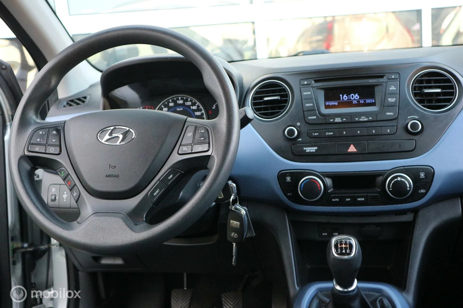 Hoofdafbeelding Hyundai i10