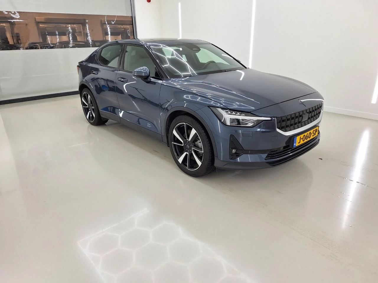 Hoofdafbeelding Polestar 2