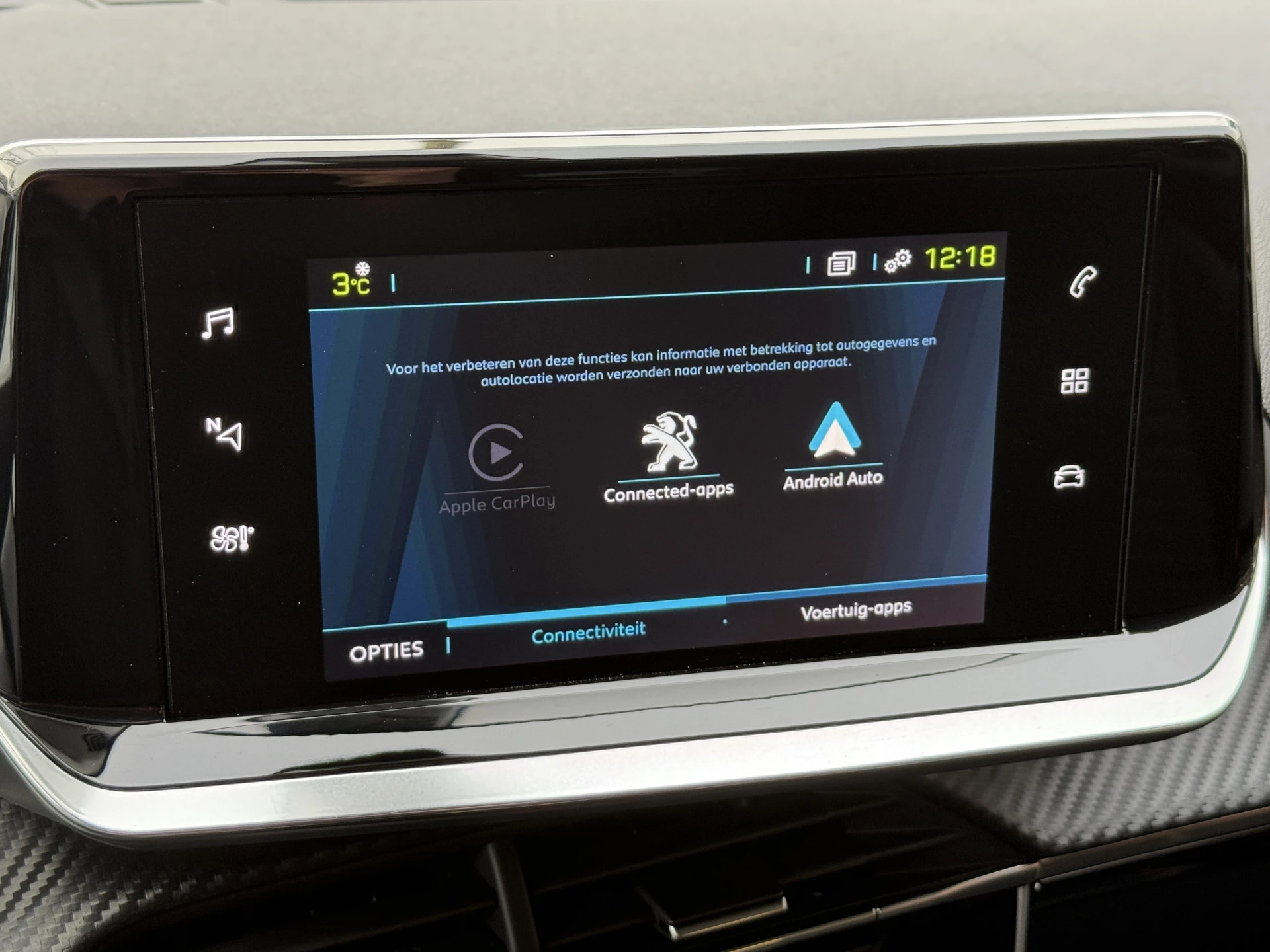 Hoofdafbeelding Peugeot e-2008