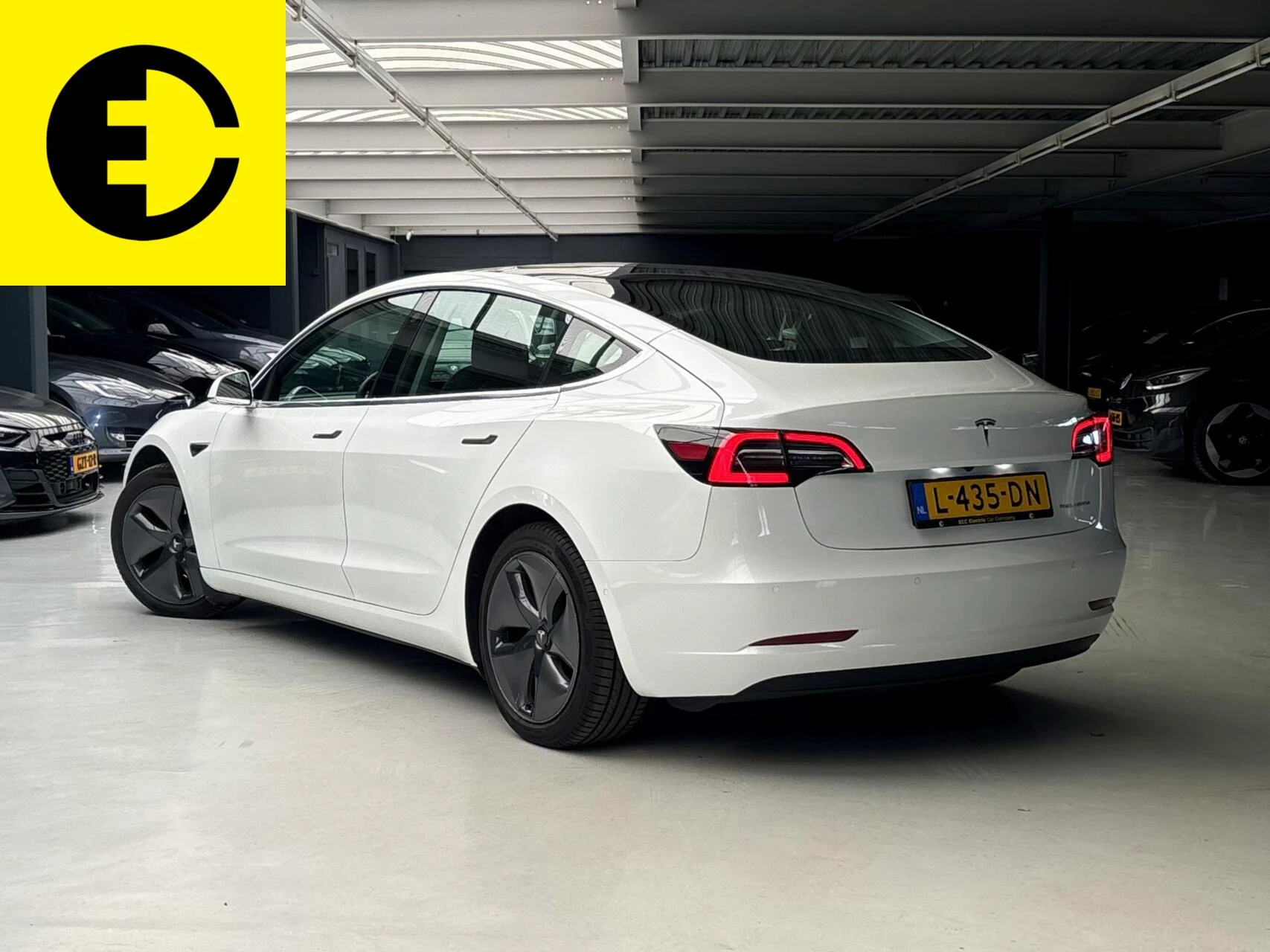 Hoofdafbeelding Tesla Model 3