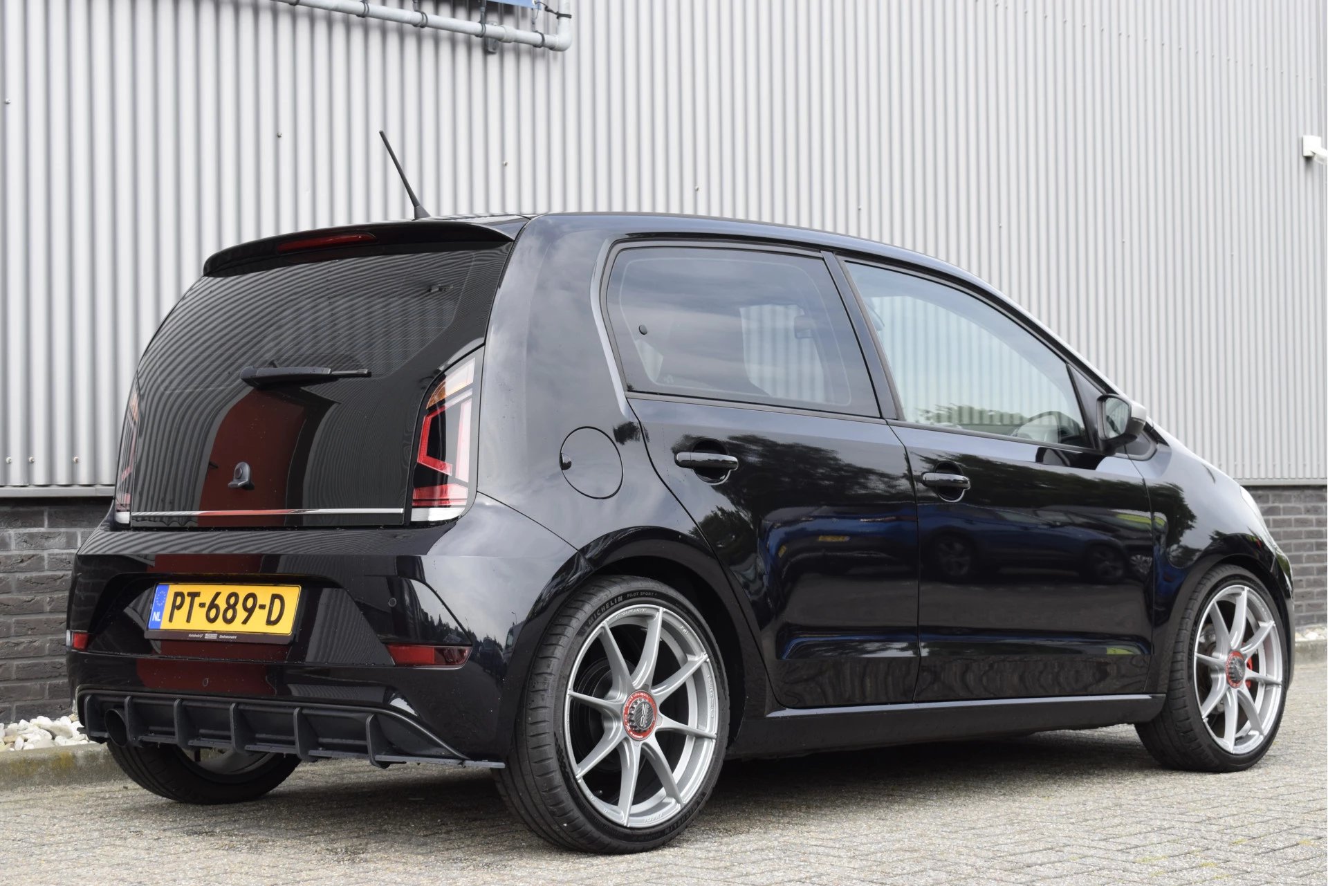 Hoofdafbeelding Volkswagen up!