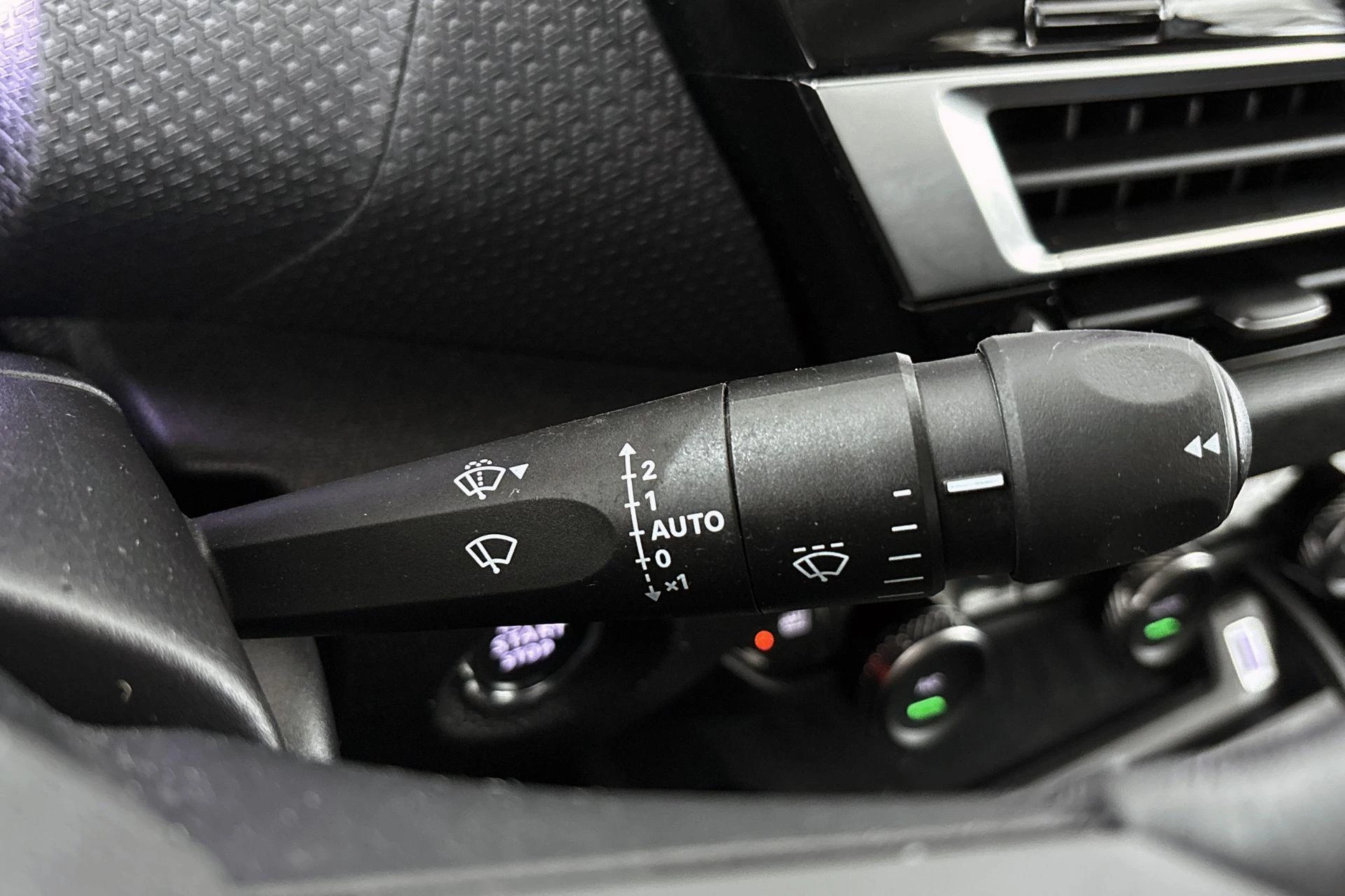 Hoofdafbeelding Citroën ë-C4 X