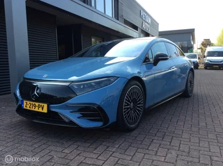 Mercedes EQS 450 4MATIC AMG Line 108 kWh Hyperscreen Panorama trekh