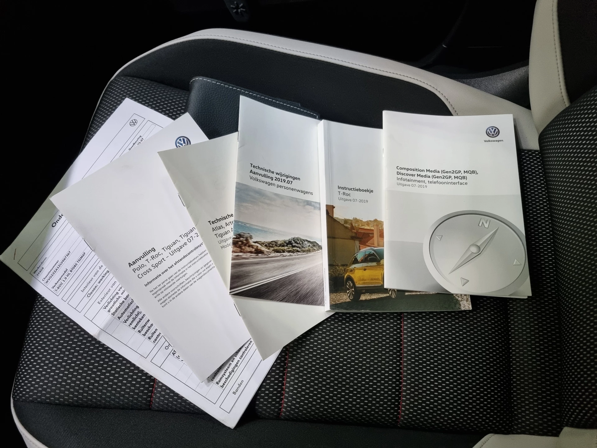Hoofdafbeelding Volkswagen T-Roc