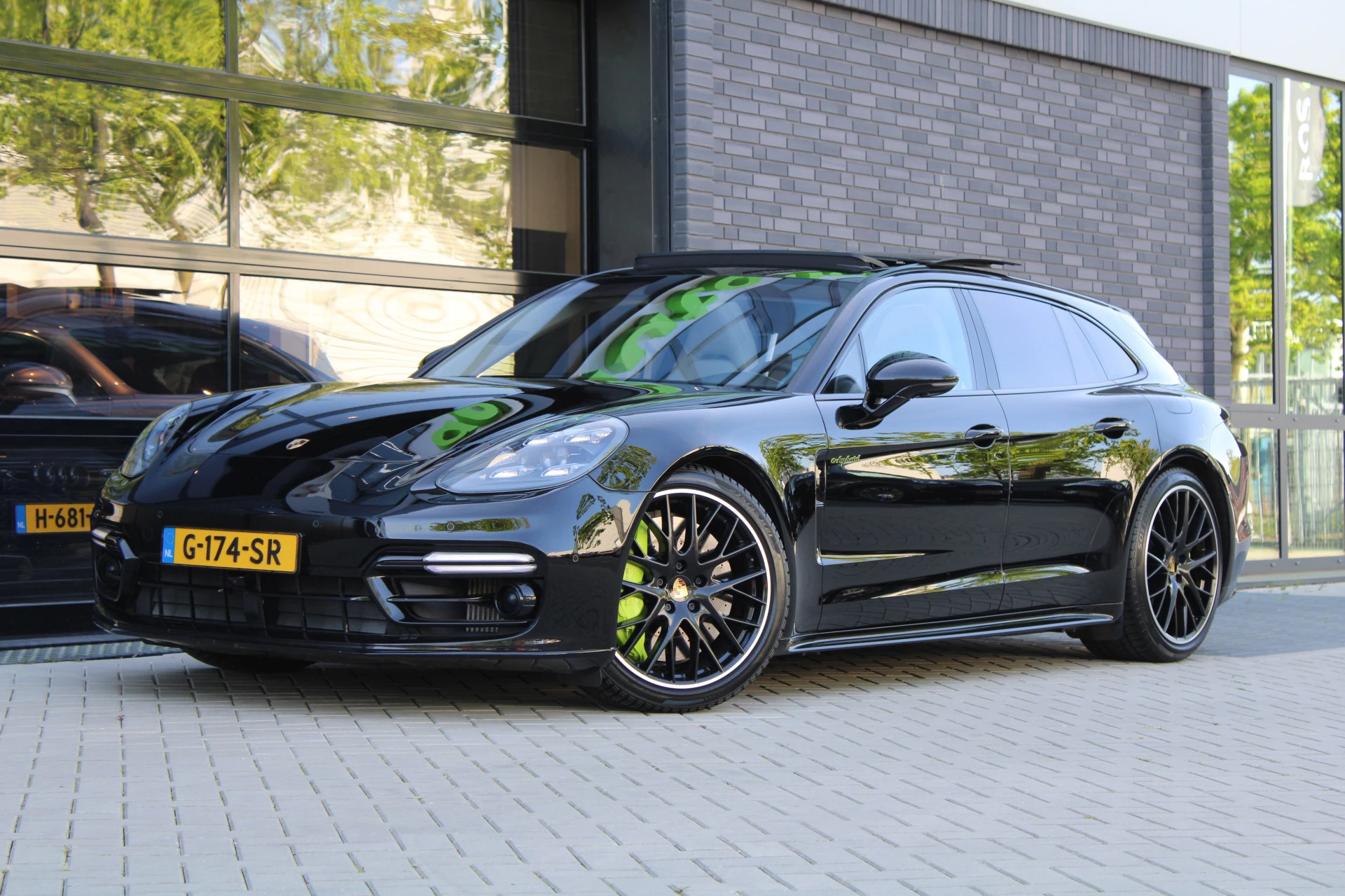 Hoofdafbeelding Porsche Panamera