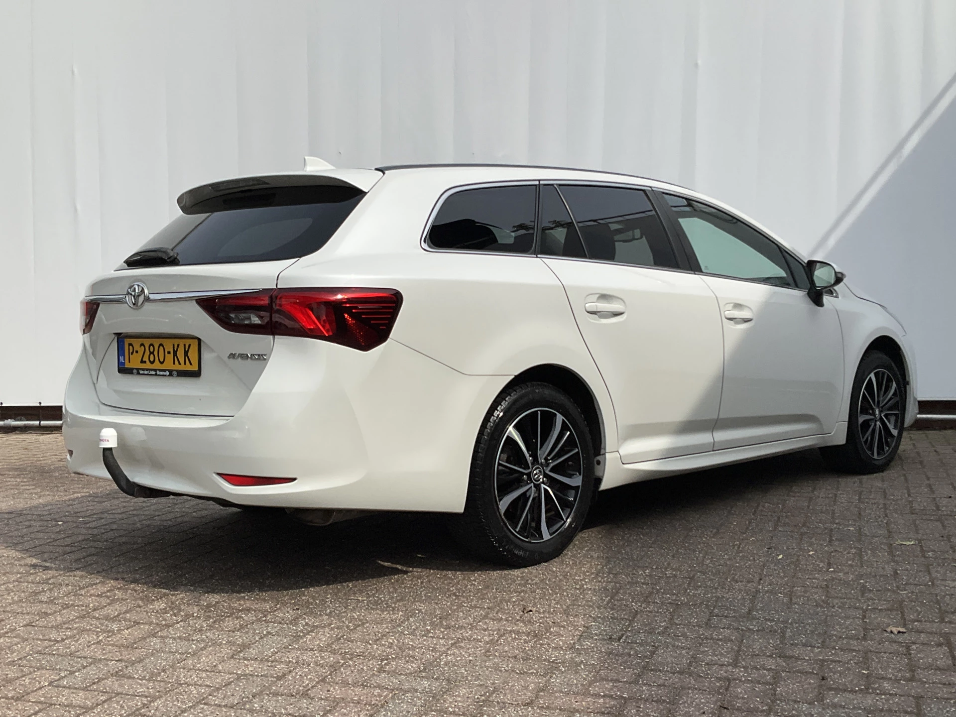 Hoofdafbeelding Toyota Avensis