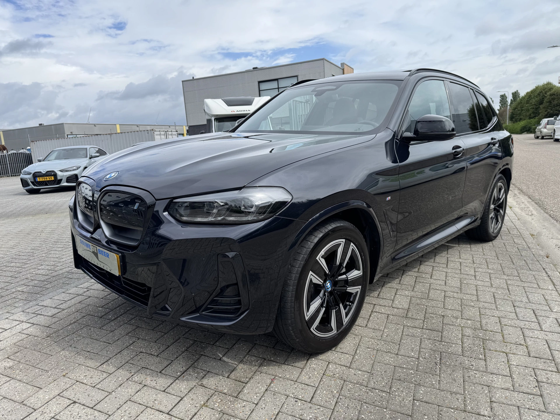 Hoofdafbeelding BMW iX3