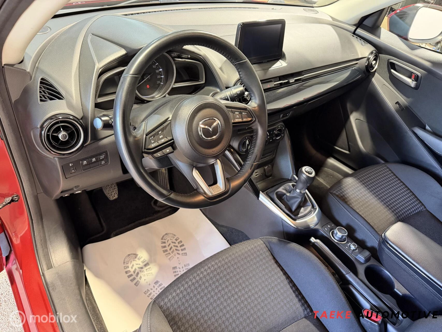 Hoofdafbeelding Mazda 2