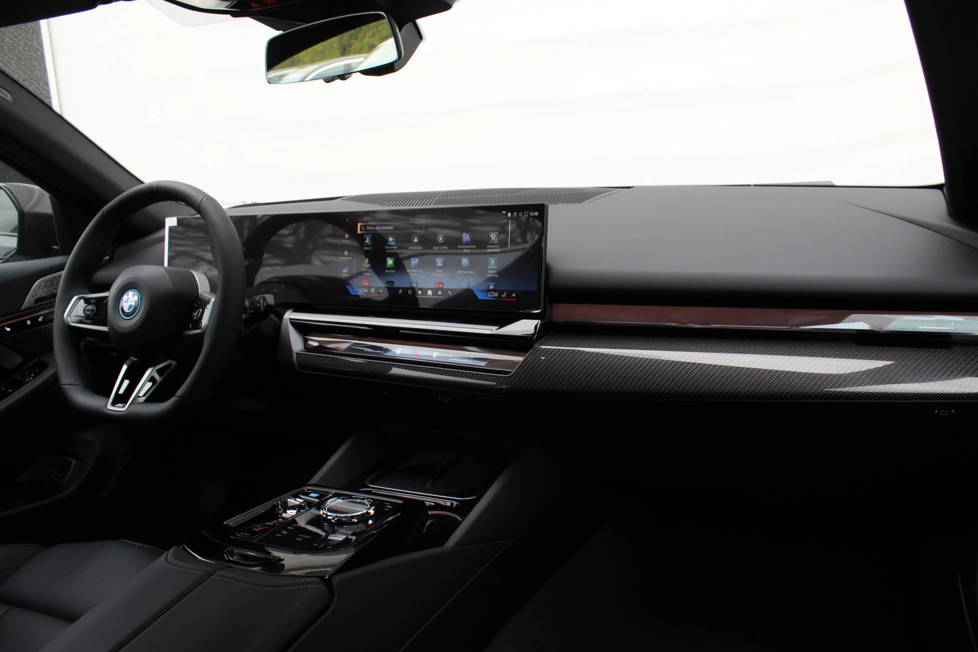 Hoofdafbeelding BMW i5
