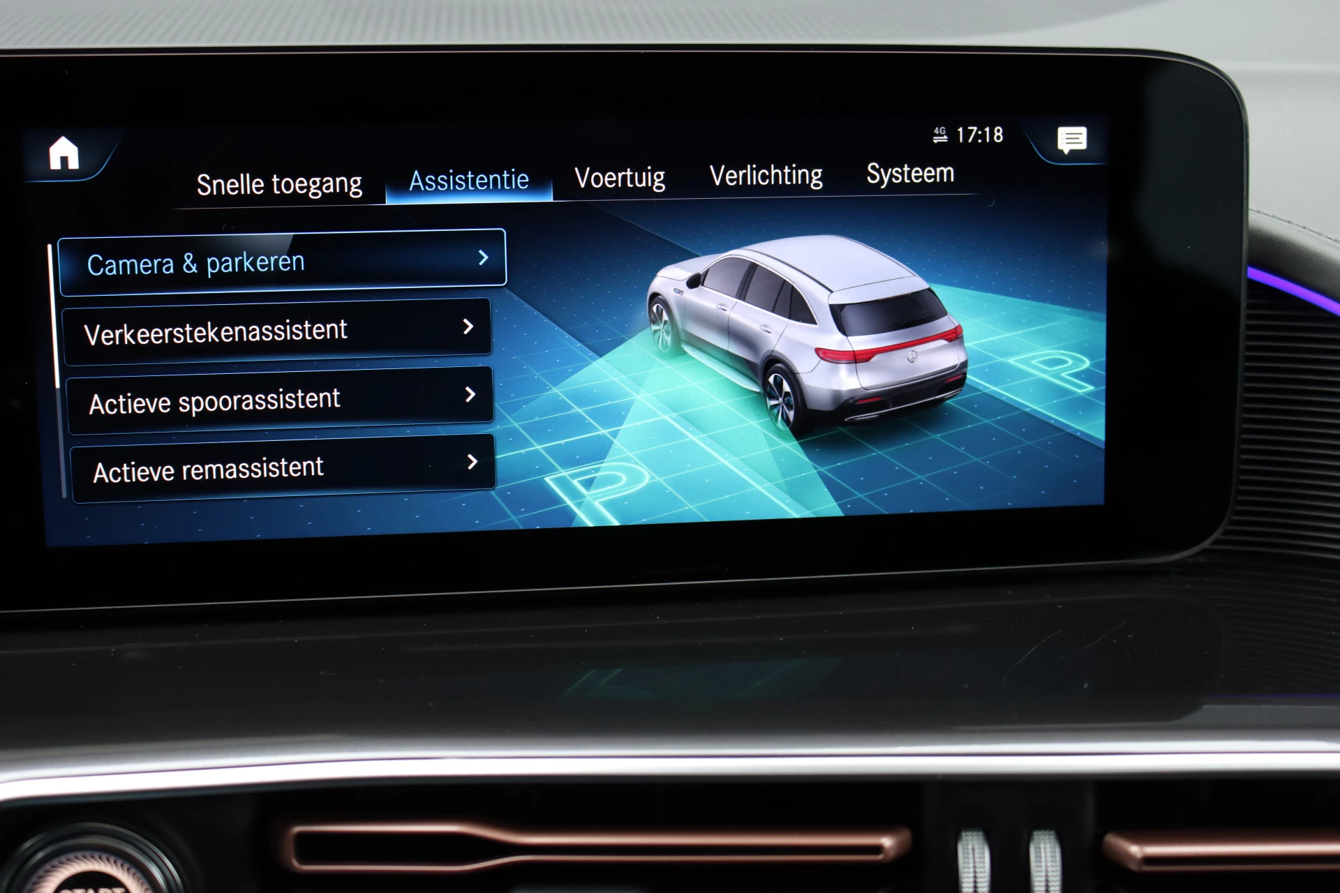 Hoofdafbeelding Mercedes-Benz EQC