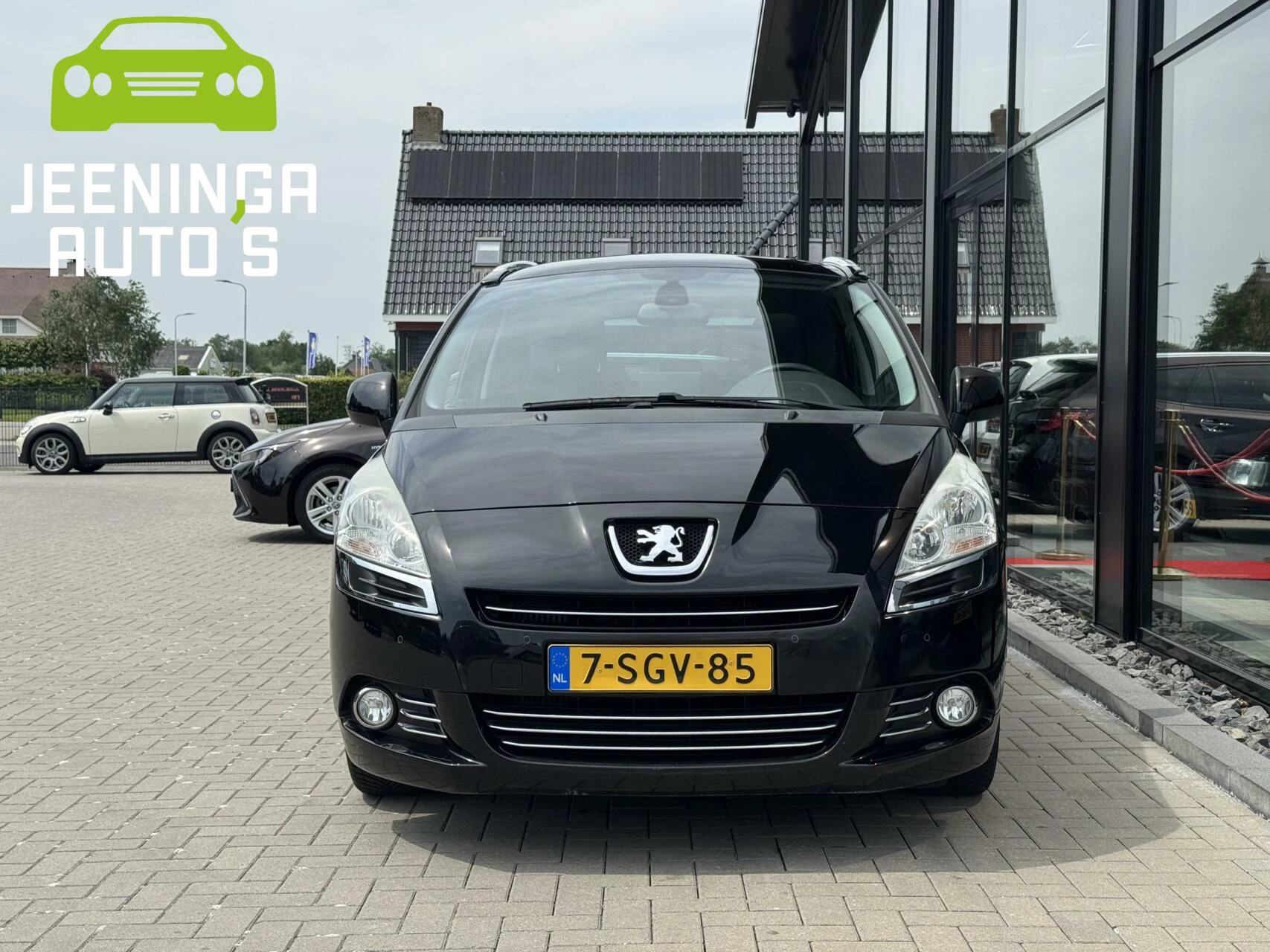 Hoofdafbeelding Peugeot 5008