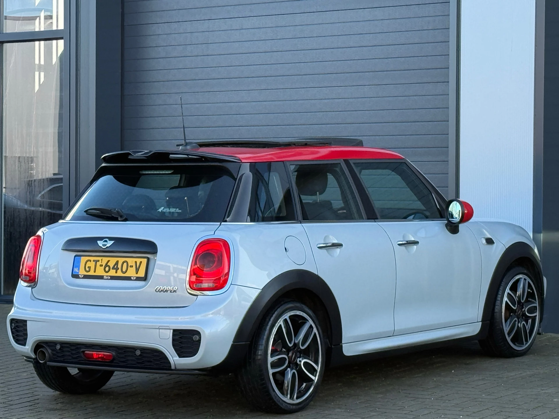 Hoofdafbeelding MINI Cooper