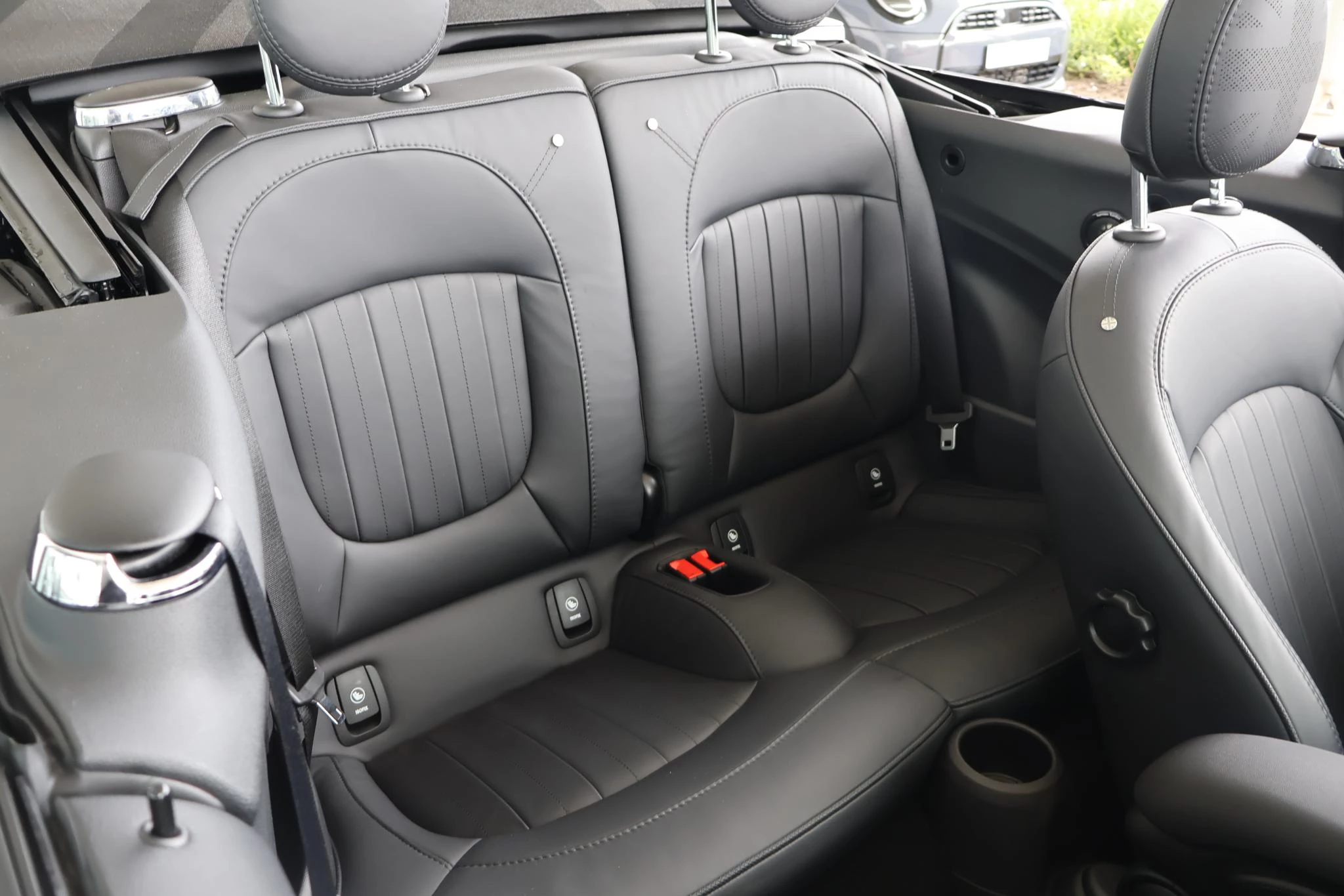 Hoofdafbeelding MINI Cabrio