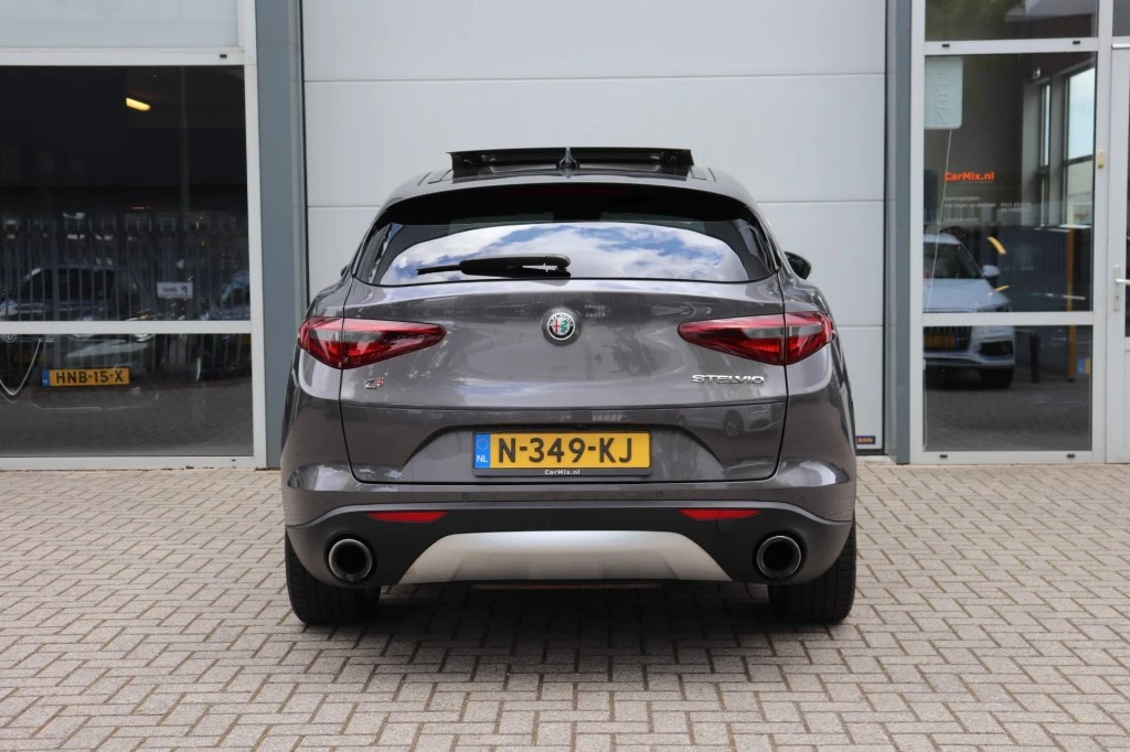 Hoofdafbeelding Alfa Romeo Stelvio