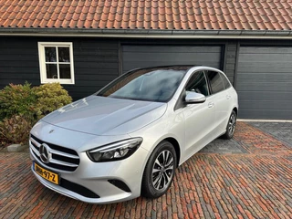 Hoofdafbeelding Mercedes-Benz B-Klasse Mercedes B-klasse 200 Premium Plus Pano/El.Trekh/Memory