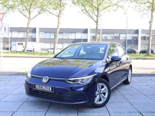 Volkswagen Golf 1.5 eTSI Life Adaptive Cruise | Stoel&Stuurverwarming | Carplay/Android |
