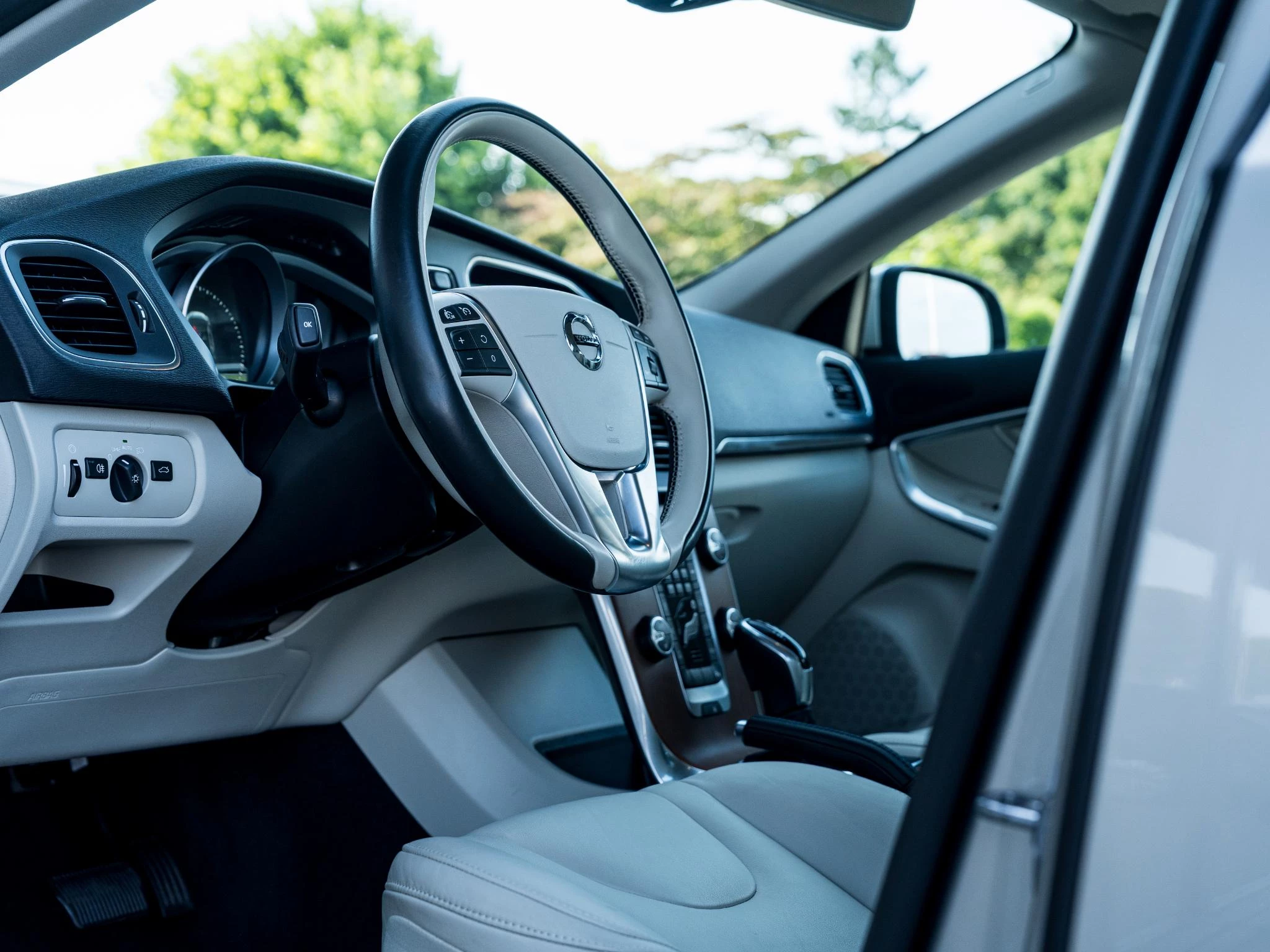 Hoofdafbeelding Volvo V40