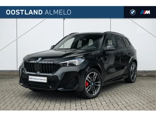 BMW X1 xDrive25e M Sport Automaat / Panoramadak / Sportstoelen / Comfort Access / Achteruitrijcamera / M Adaptief onderstel / Adaptieve LED