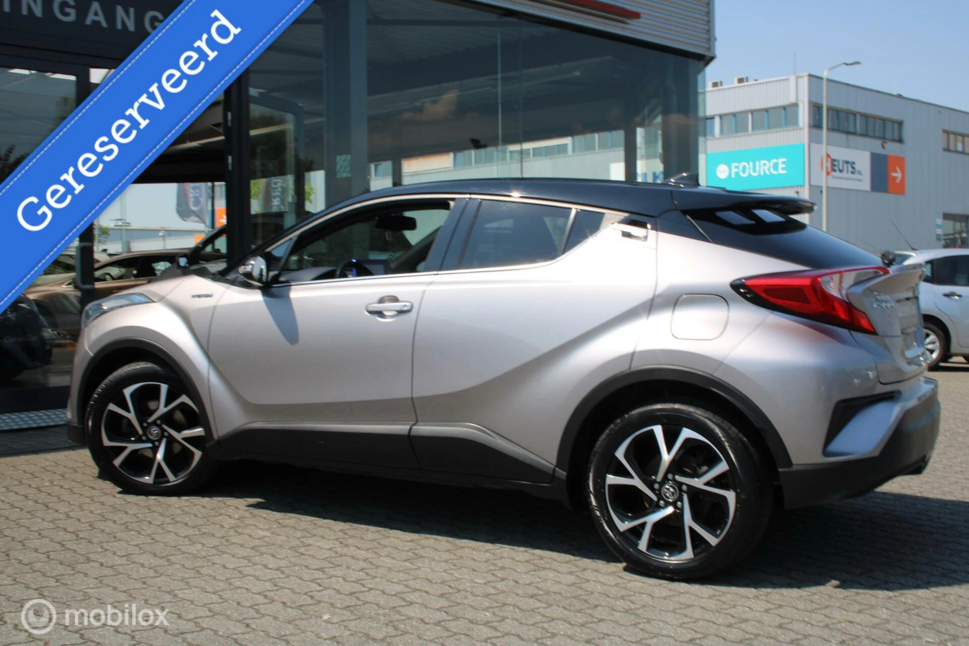 Hoofdafbeelding Toyota C-HR