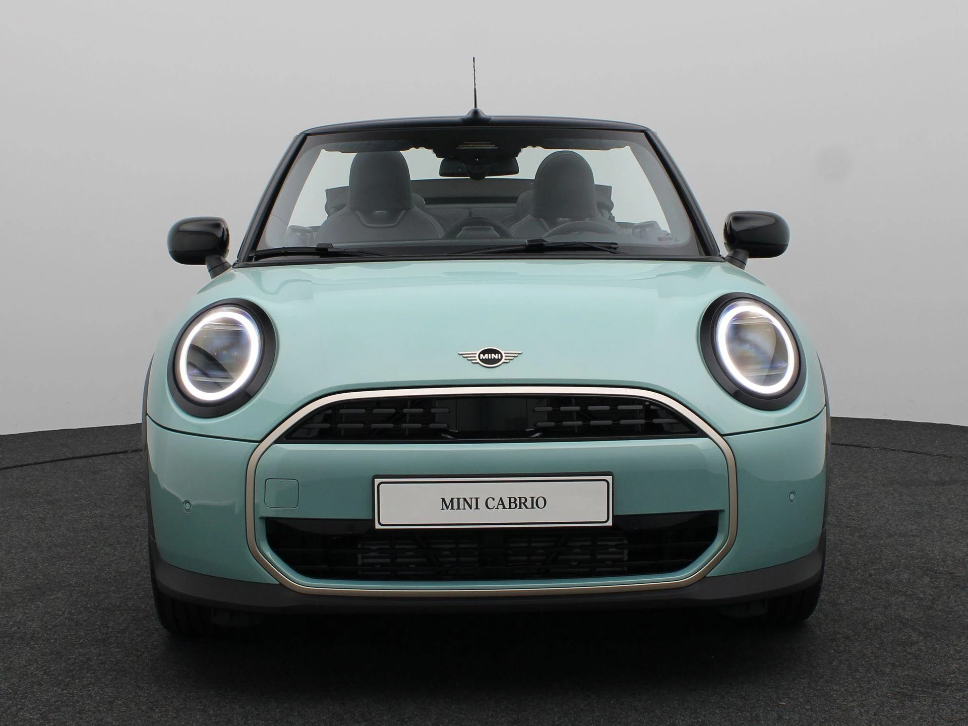 Hoofdafbeelding MINI Cabrio