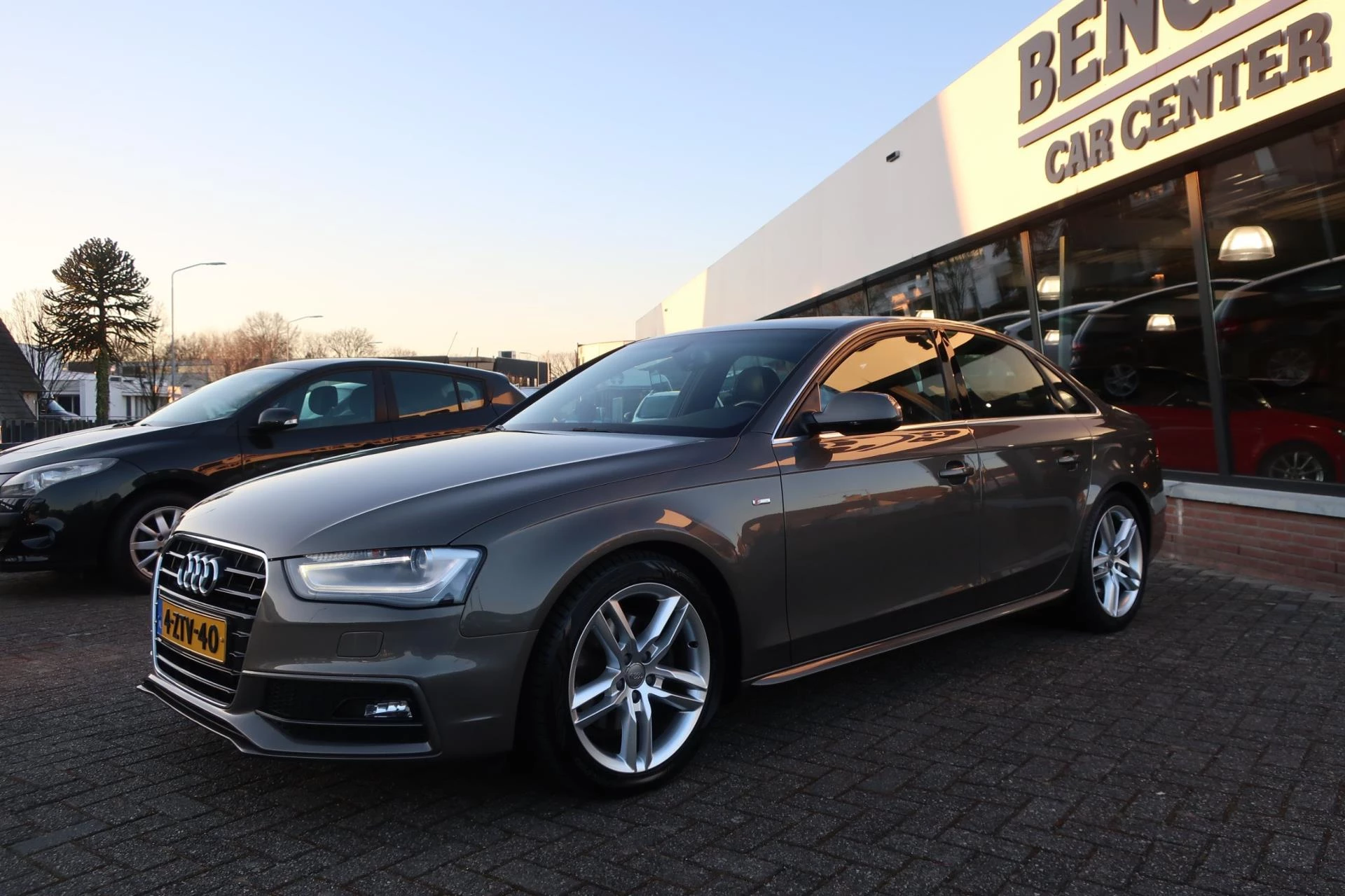 Hoofdafbeelding Audi A4