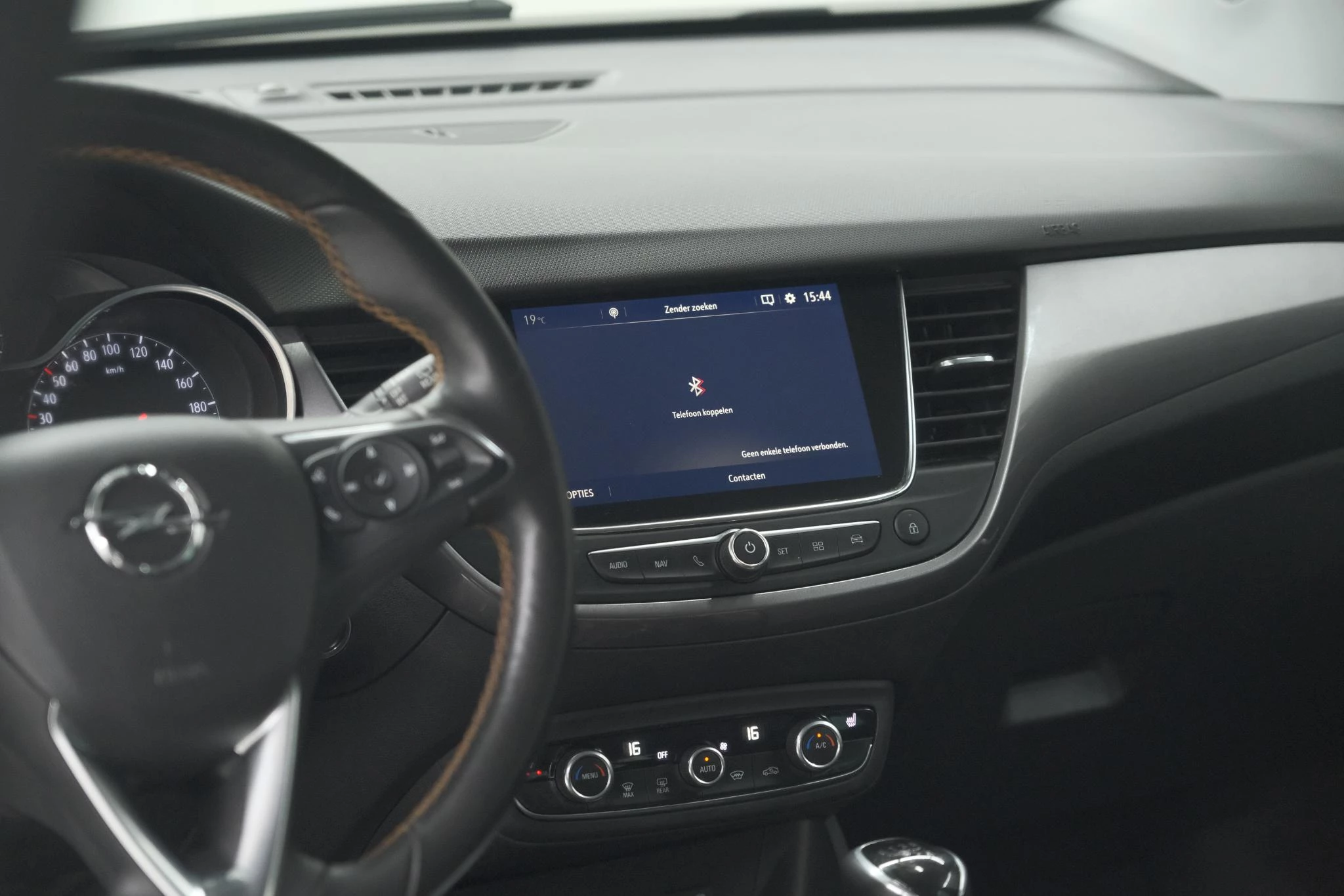 Hoofdafbeelding Opel Crossland X