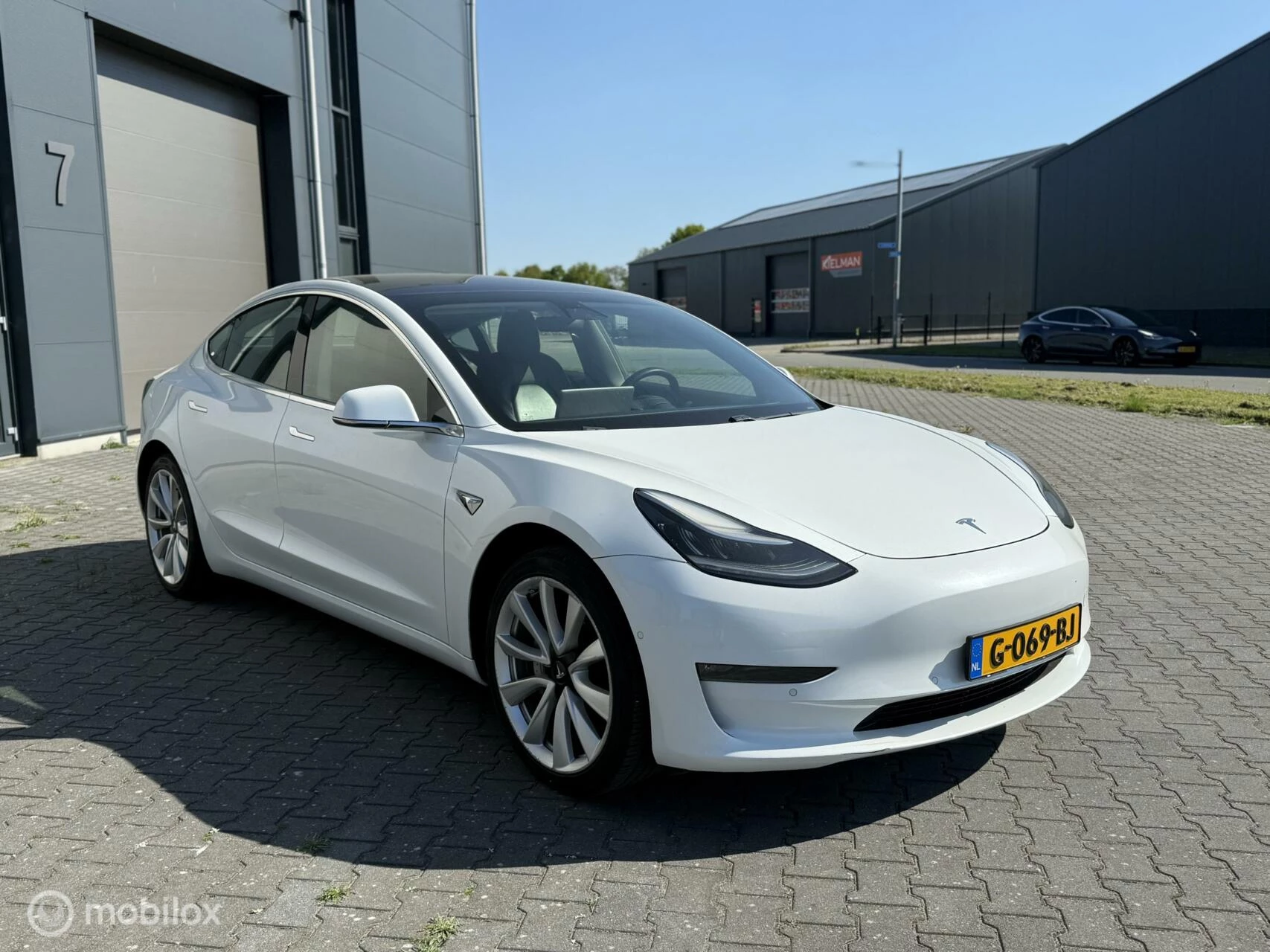 Hoofdafbeelding Tesla Model 3