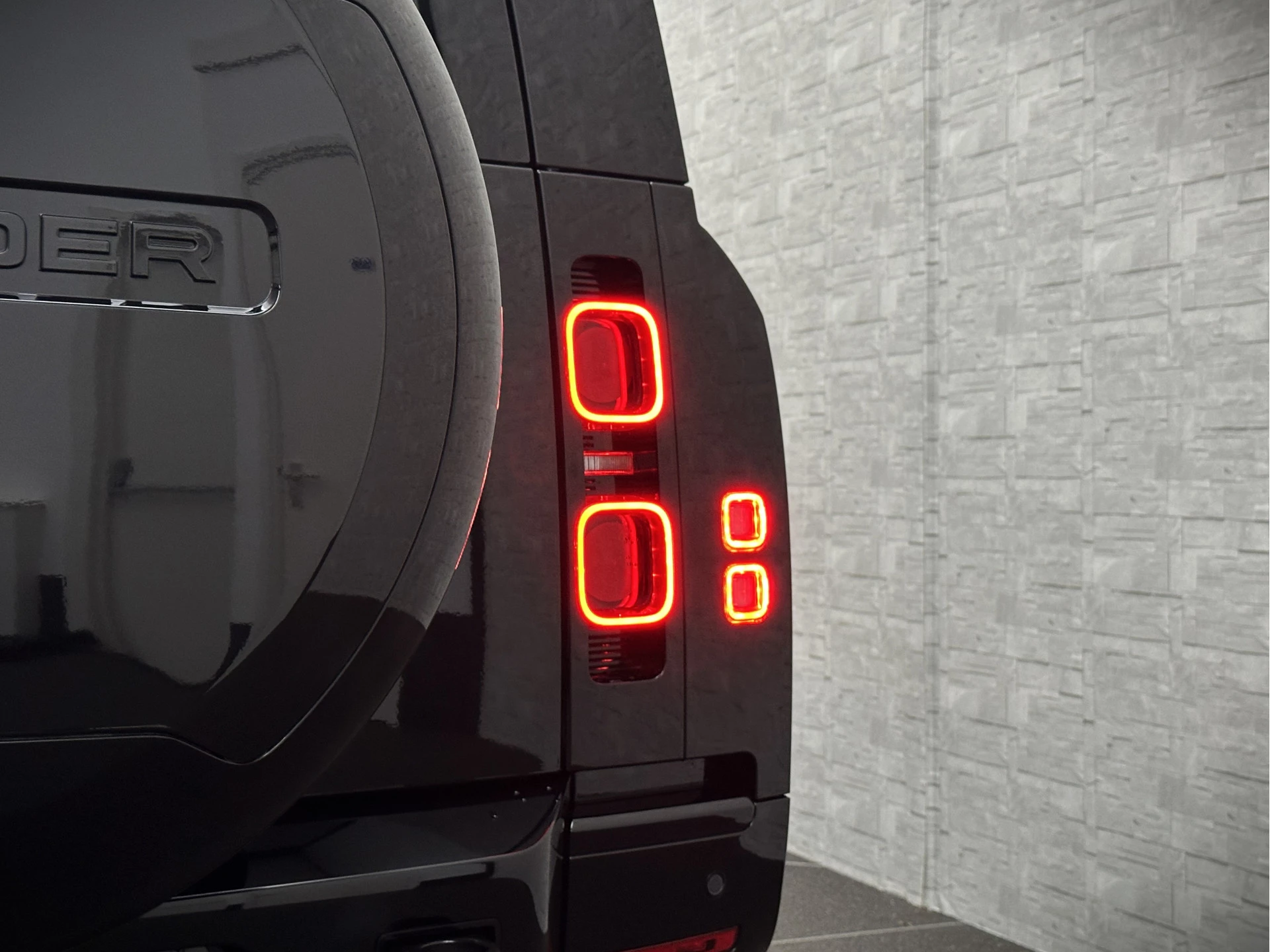 Hoofdafbeelding Land Rover Defender