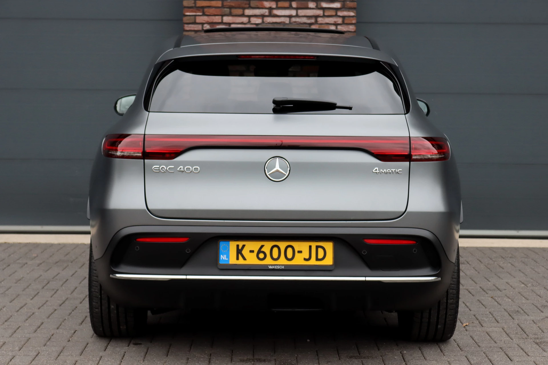 Hoofdafbeelding Mercedes-Benz EQC