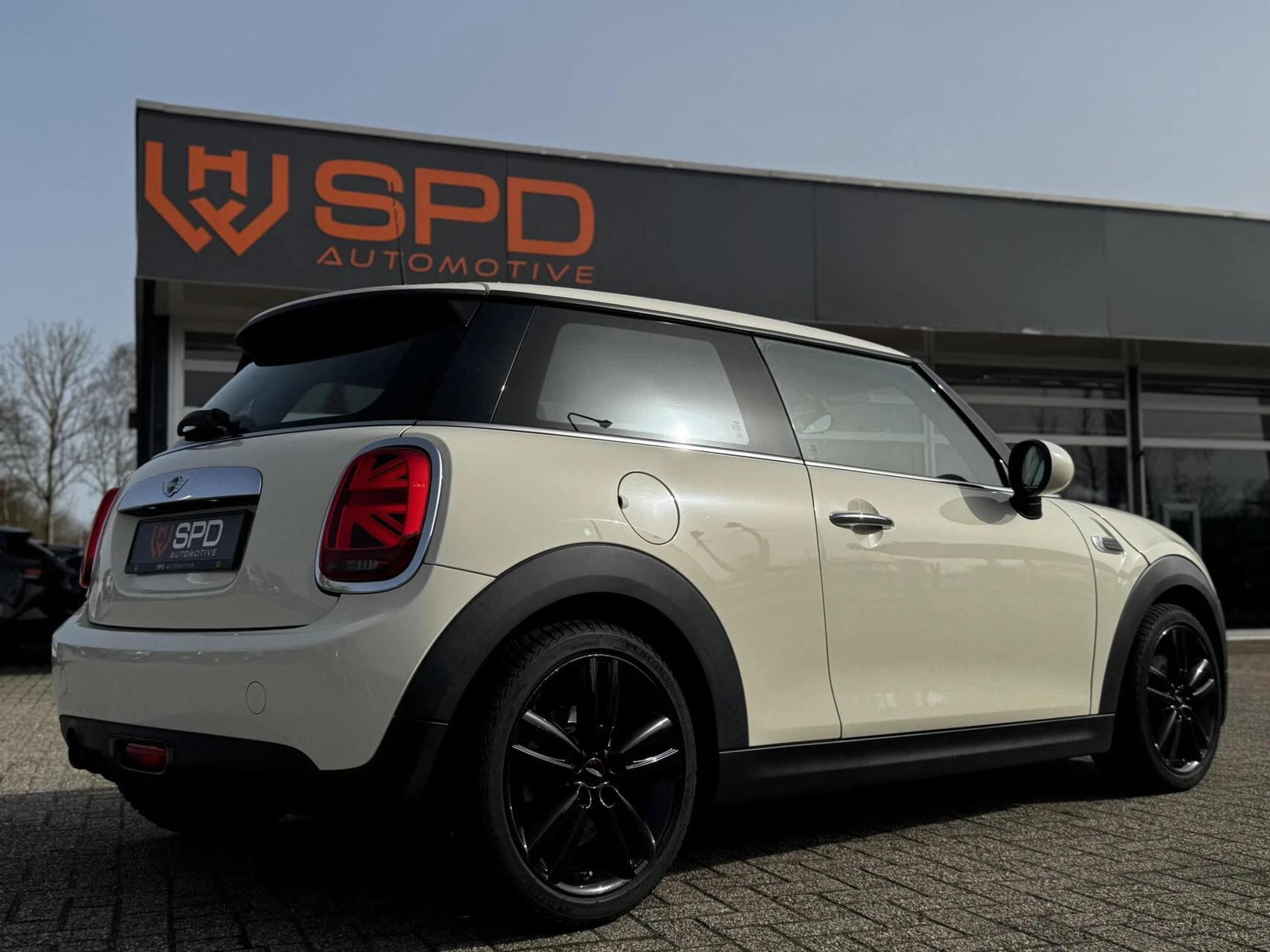 Hoofdafbeelding MINI One