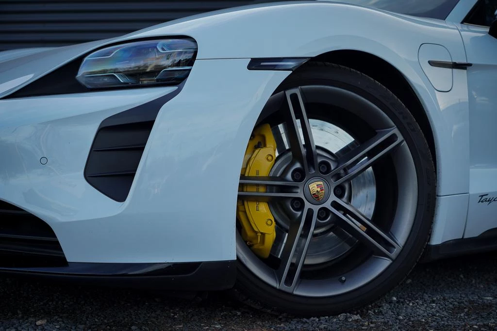 Hoofdafbeelding Porsche Taycan