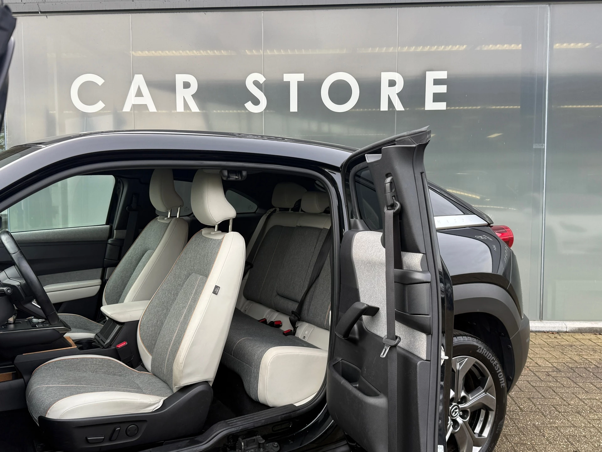 Hoofdafbeelding Mazda MX-30