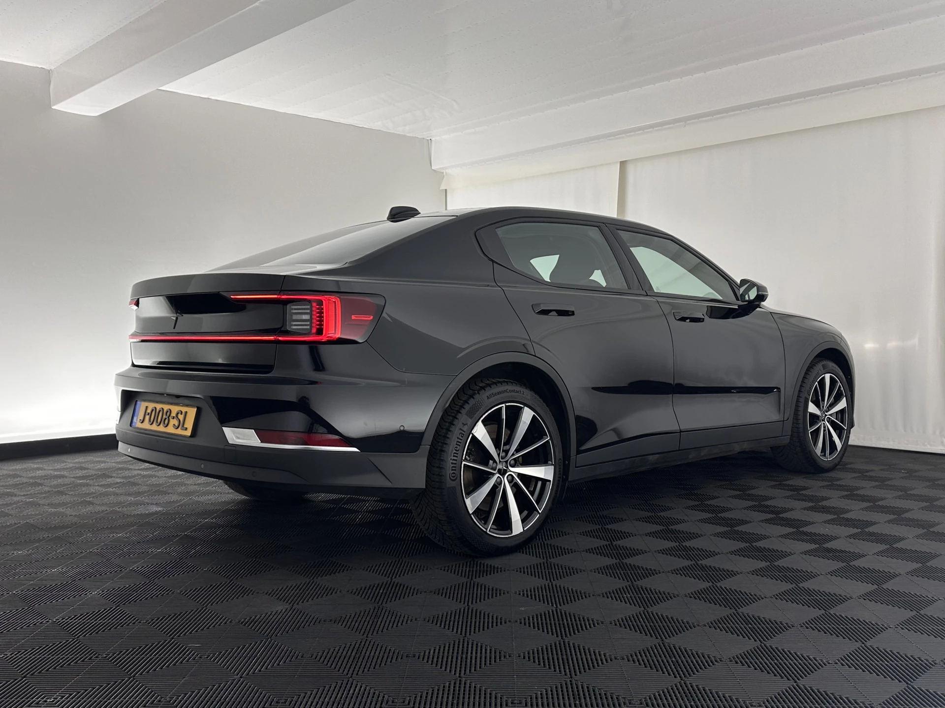 Hoofdafbeelding Polestar 2