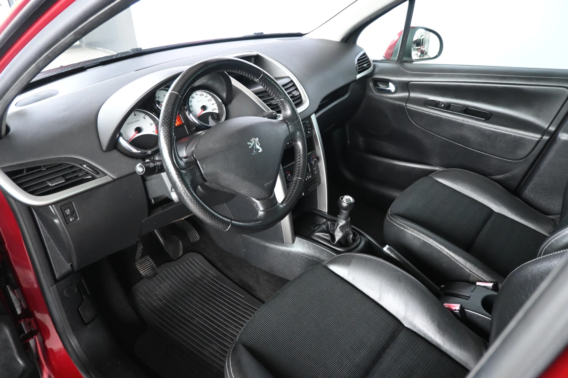 Hoofdafbeelding Peugeot 207