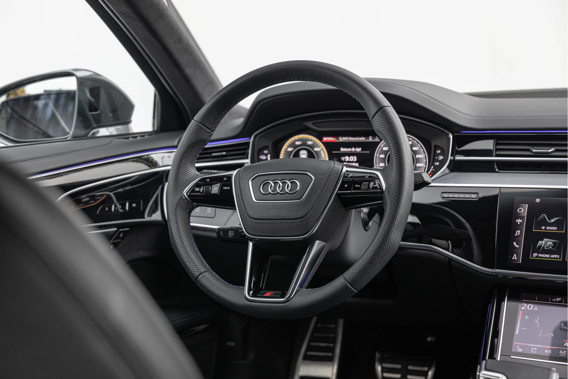 Hoofdafbeelding Audi A8