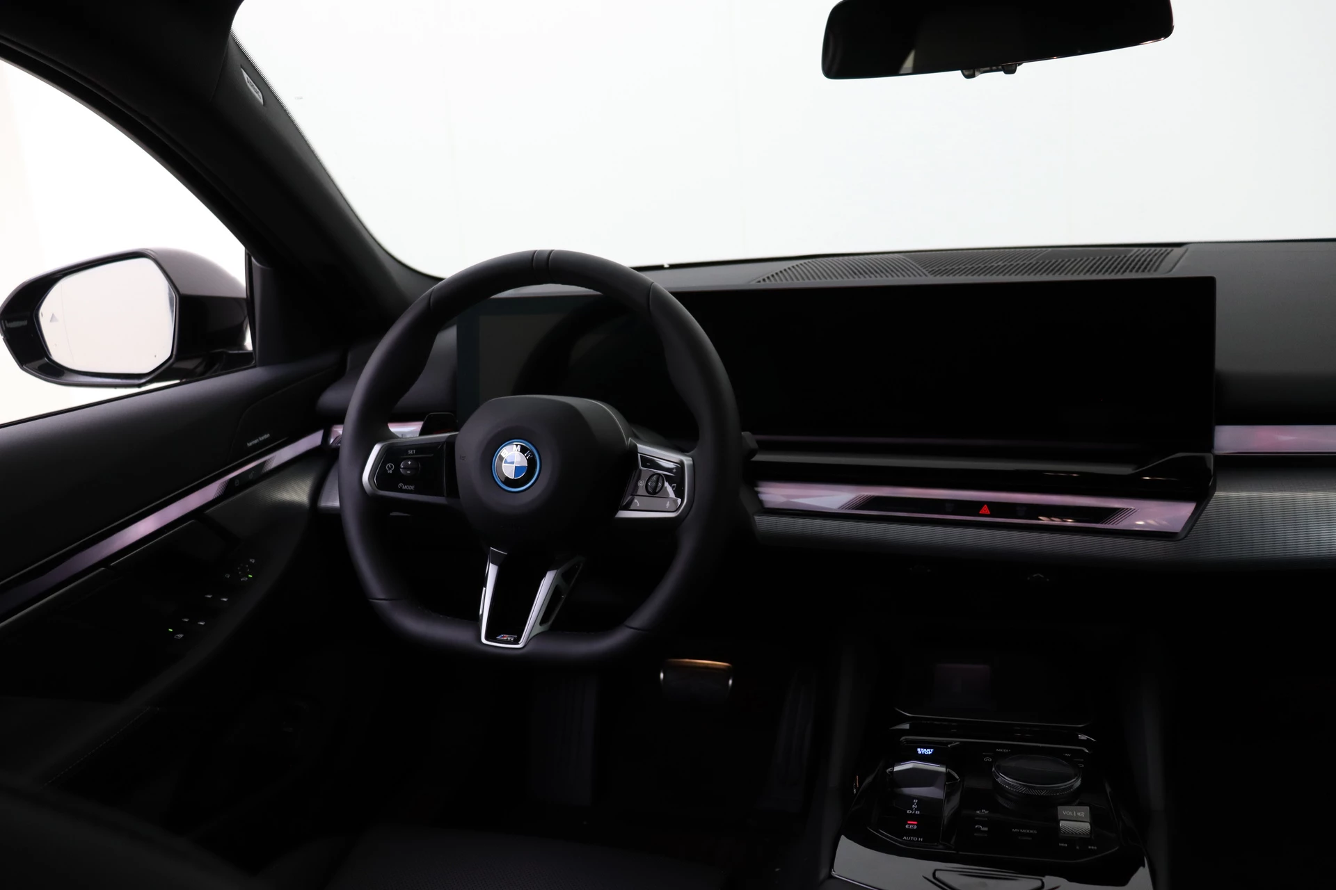 Hoofdafbeelding BMW i5