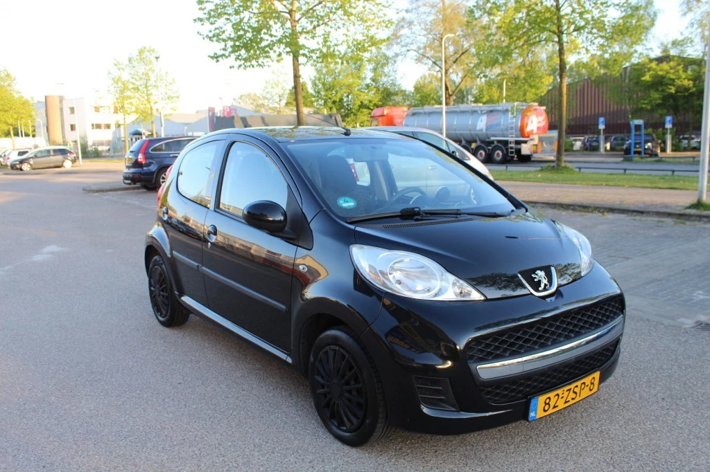 Hoofdafbeelding Peugeot 107