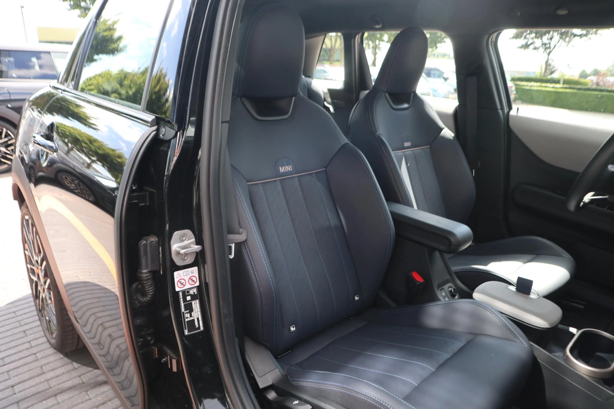 Hoofdafbeelding MINI 5-deurs