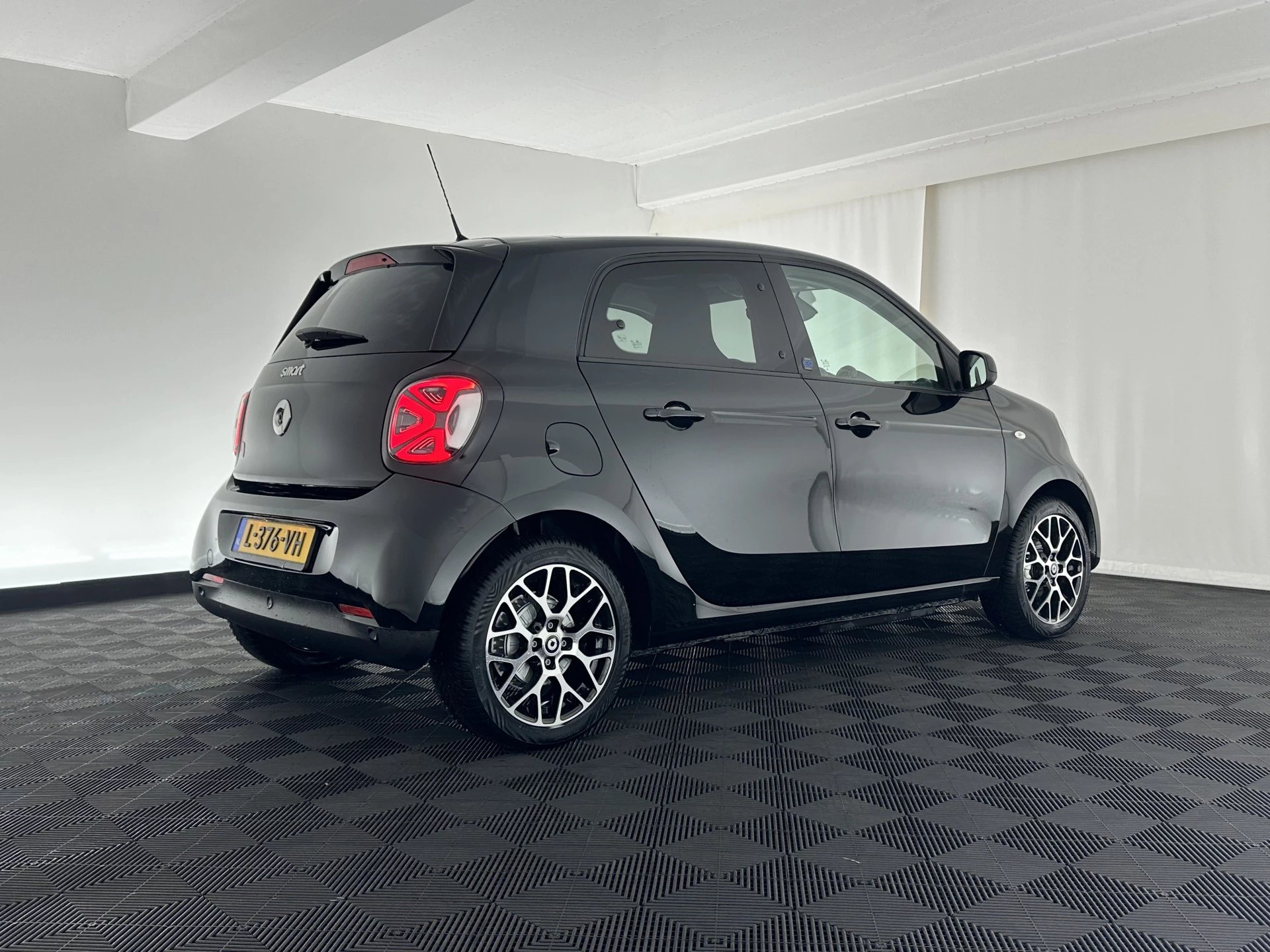 Hoofdafbeelding Smart Forfour