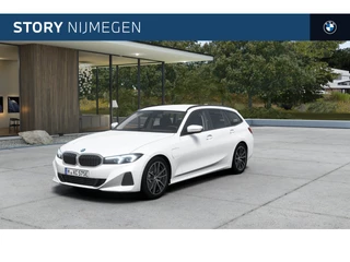 Hoofdafbeelding BMW 3 Serie BMW 3 Serie Touring 330e M Sport Automaat / Trekhaak  / Achteruitrijcamera / Parking Assistant / Live Cockpit Plus / Stoelverwarming