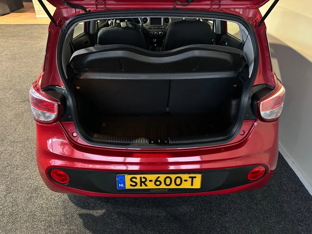 Hoofdafbeelding Hyundai i10