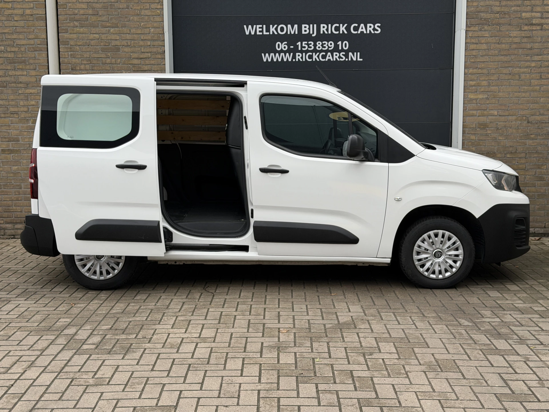 Hoofdafbeelding Peugeot Partner