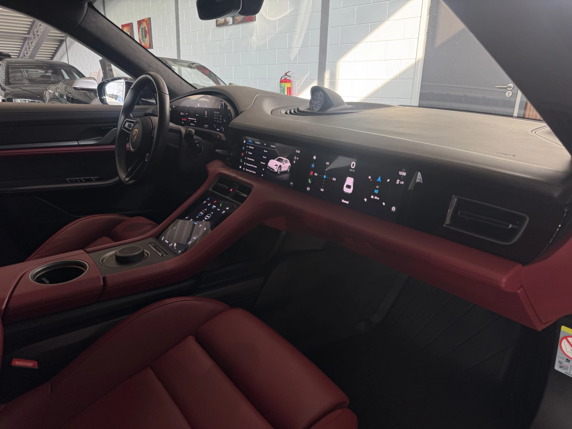 Hoofdafbeelding Porsche Taycan