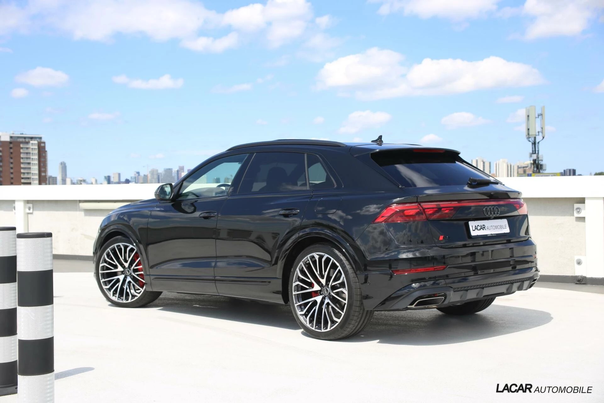 Hoofdafbeelding Audi Q8