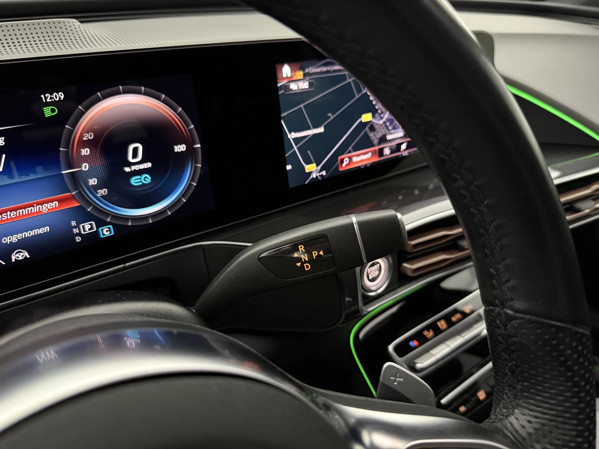 Hoofdafbeelding Mercedes-Benz EQC