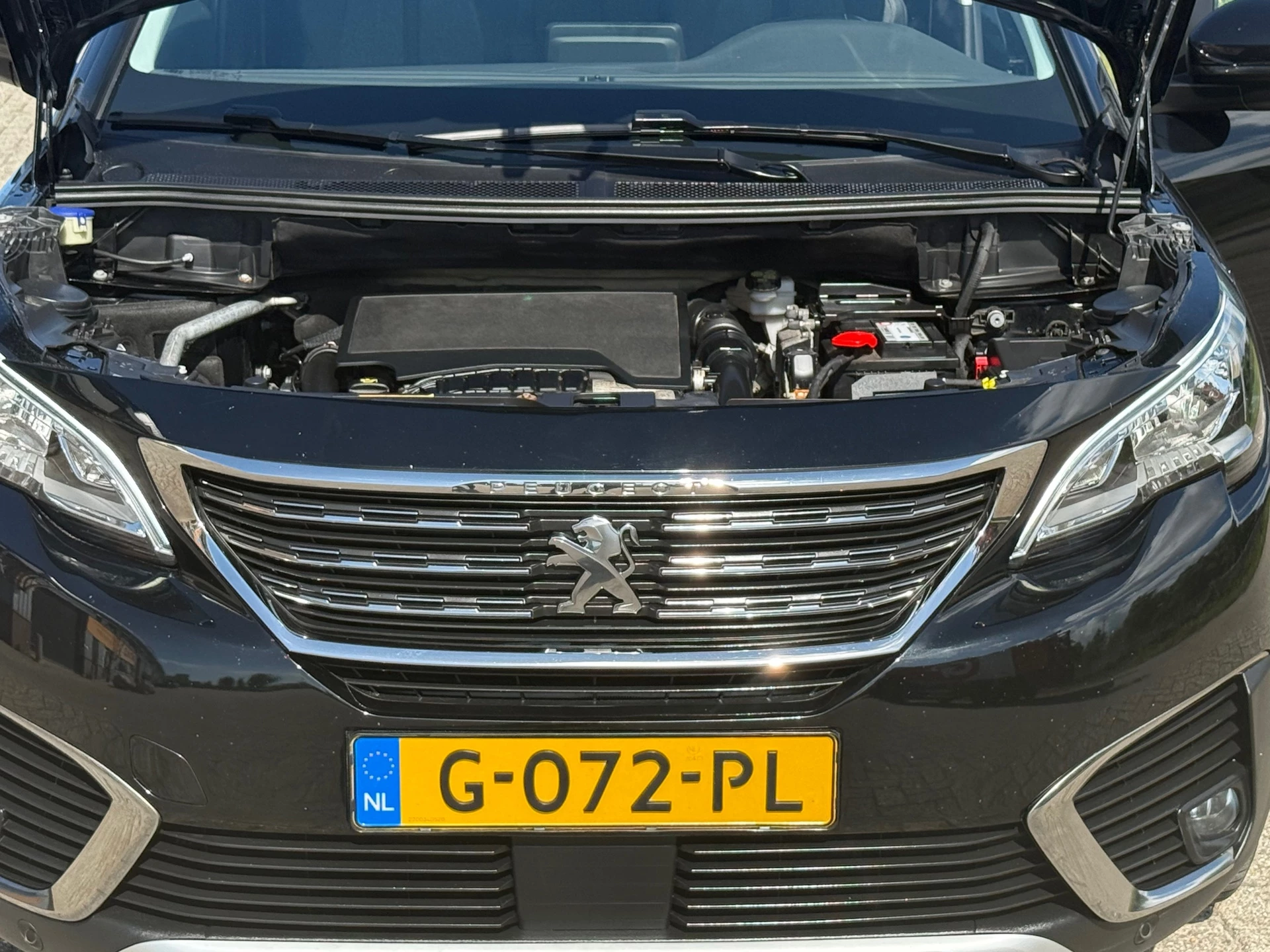 Hoofdafbeelding Peugeot 5008