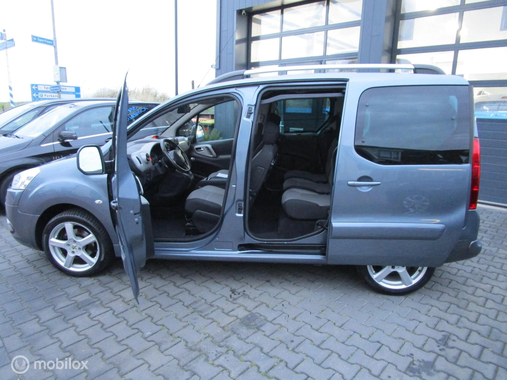 Hoofdafbeelding Peugeot Partner