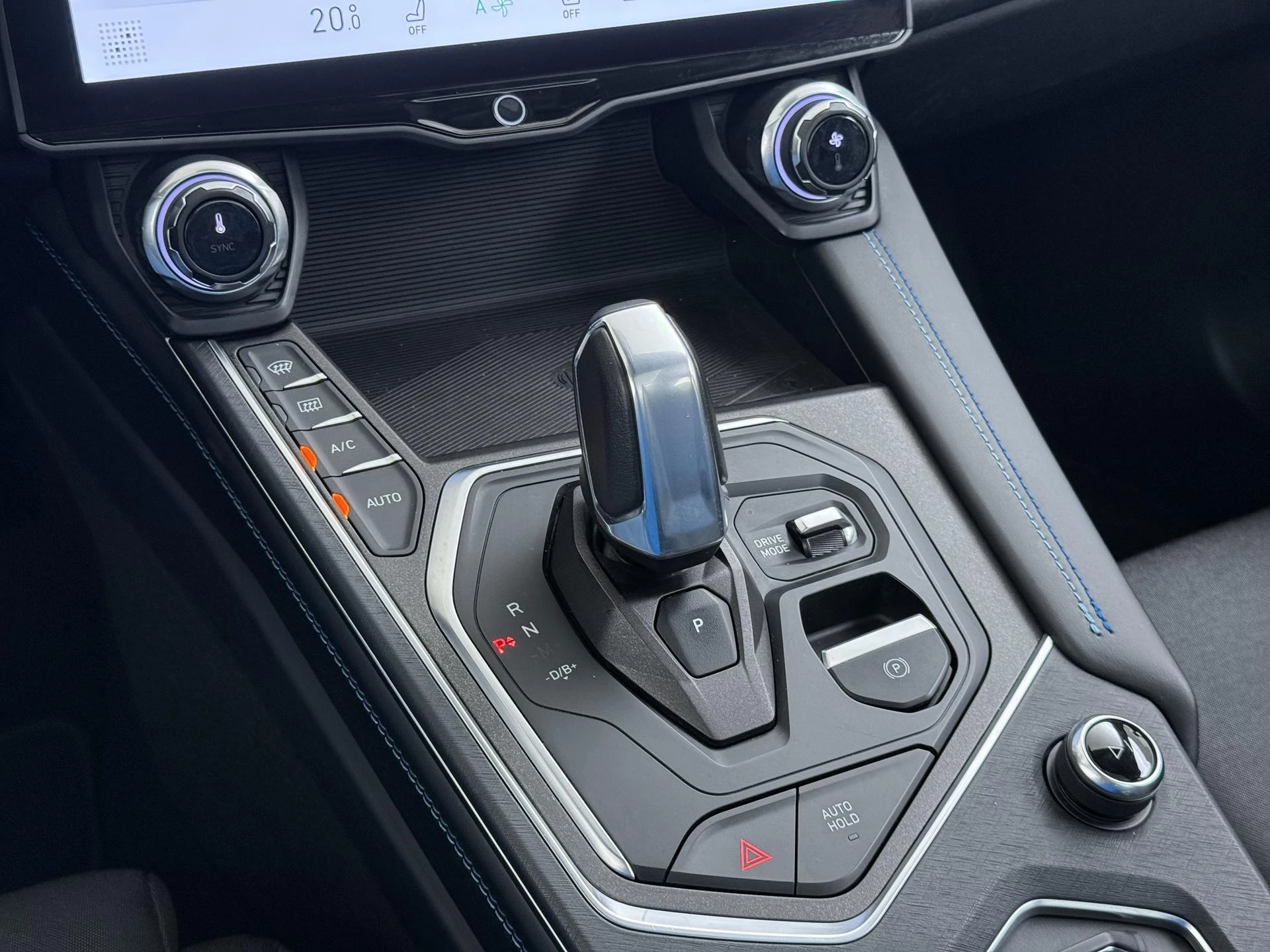 Hoofdafbeelding Lynk & Co 01