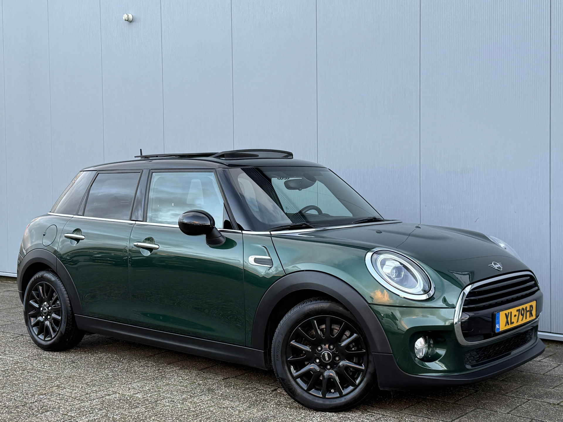 Hoofdafbeelding MINI Cooper