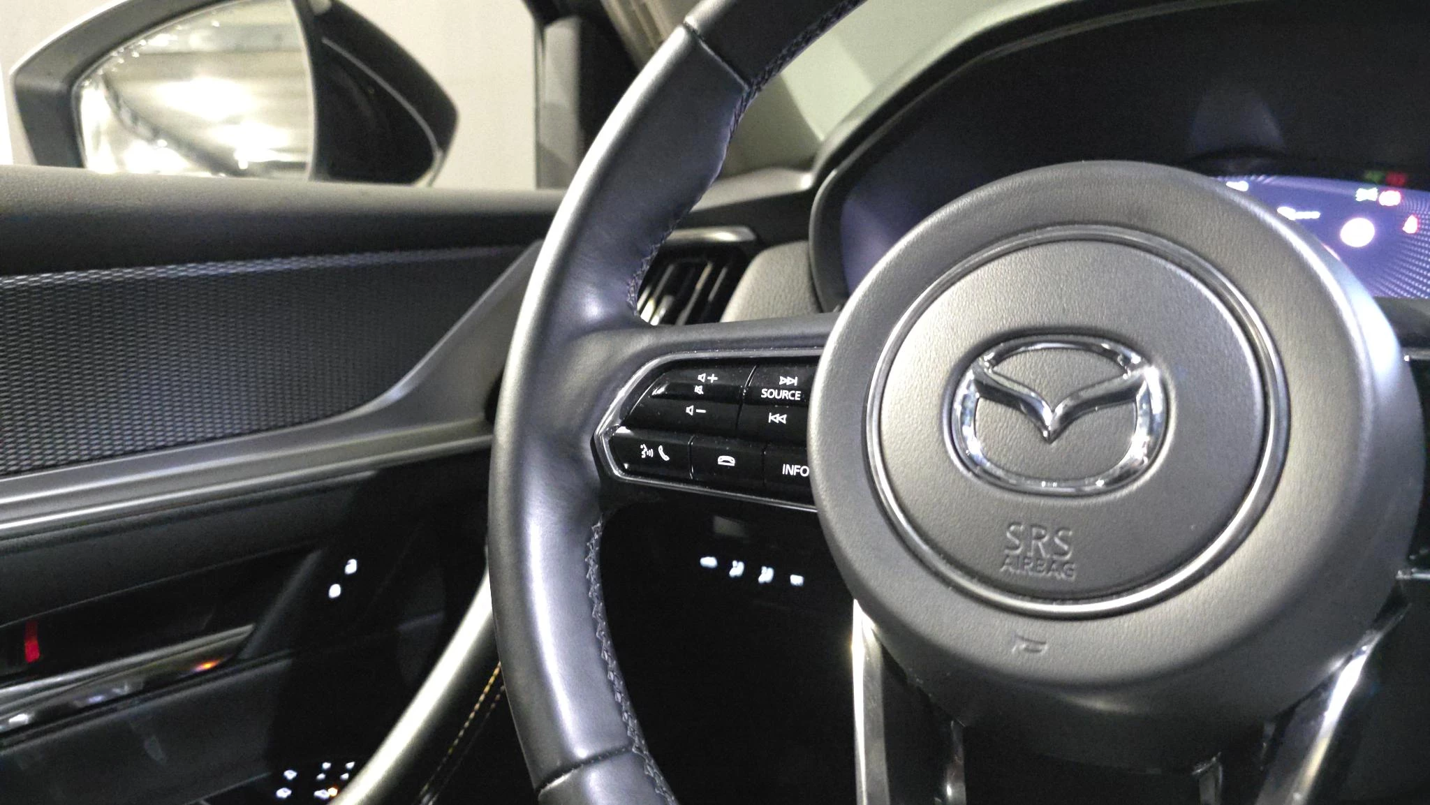 Hoofdafbeelding Mazda CX-60